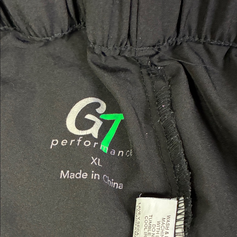 Stylish Black Women's Pants - Picture 6 of 8